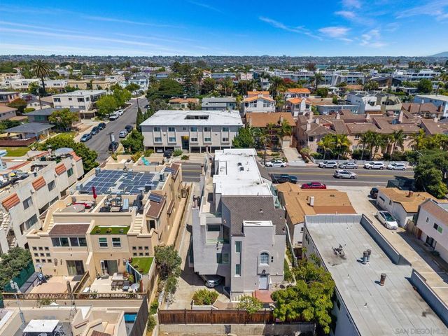 3974 Riviera Dr, San Diego, CA 92109