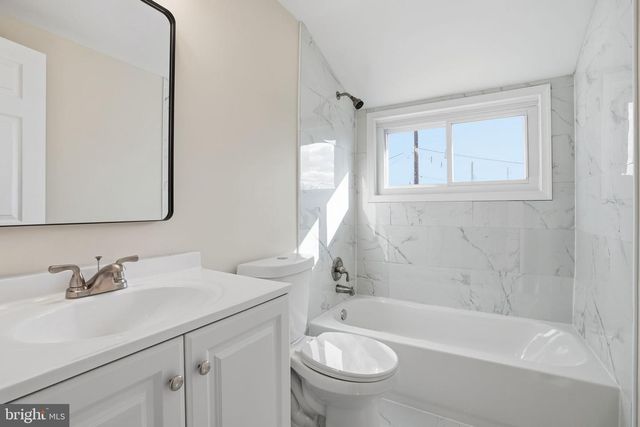 152 JUNEWOOD DR, Levittown, PA 19055