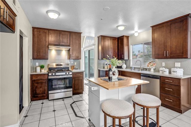 13614 Alexander, Fontana, CA 92336