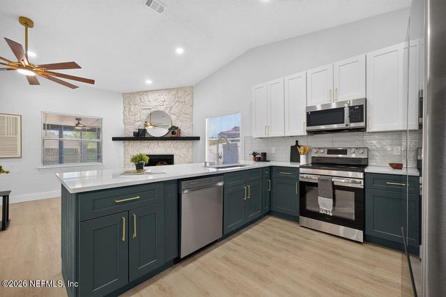 8050 MARSEILLES Drive, Jacksonville, FL 32277