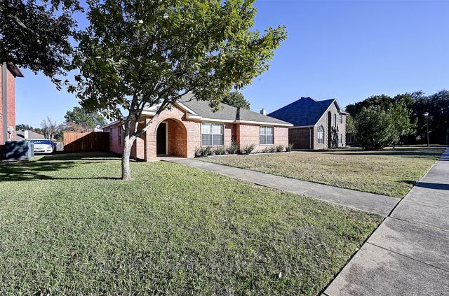 7010 Cottonwood Circle, Sachse, TX 75048