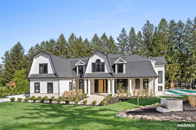 48 Pleasant Avenue, Upper Saddle River, NJ 07458