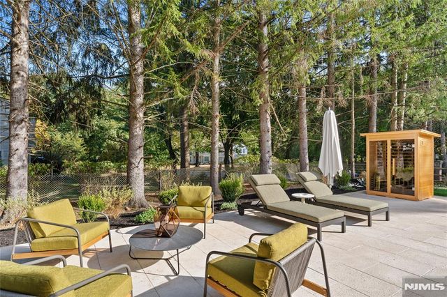 48 Pleasant Avenue, Upper Saddle River, NJ 07458