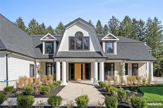 48 Pleasant Avenue, Upper Saddle River, NJ 07458