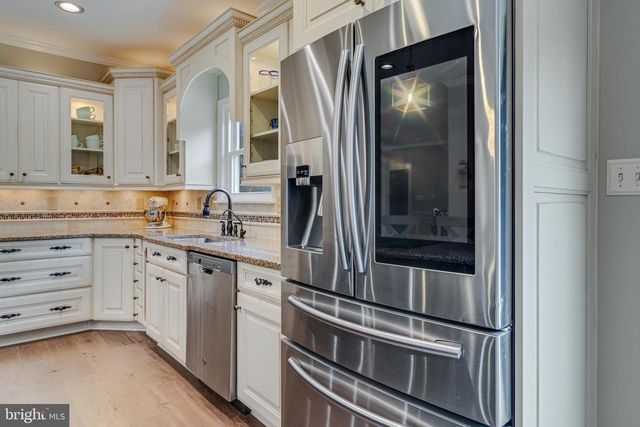 4045 WEEPING WILLOW LN, Huntingtown, MD 20639