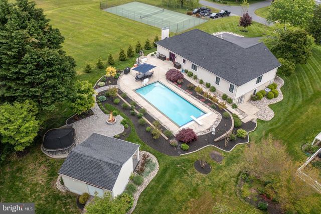 4045 WEEPING WILLOW LN, Huntingtown, MD 20639