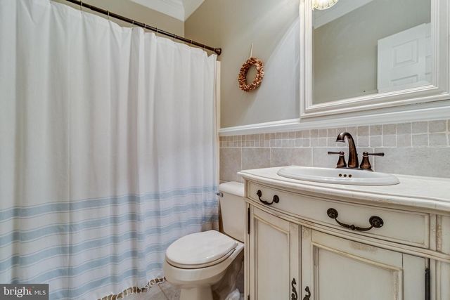 4045 WEEPING WILLOW LN, Huntingtown, MD 20639