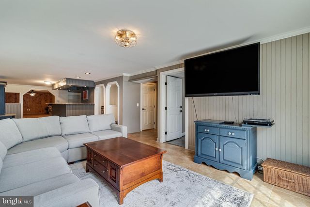 4045 WEEPING WILLOW LN, Huntingtown, MD 20639