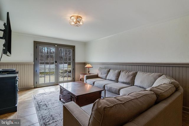 4045 WEEPING WILLOW LN, Huntingtown, MD 20639