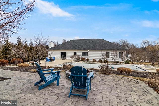 4045 WEEPING WILLOW LN, Huntingtown, MD 20639