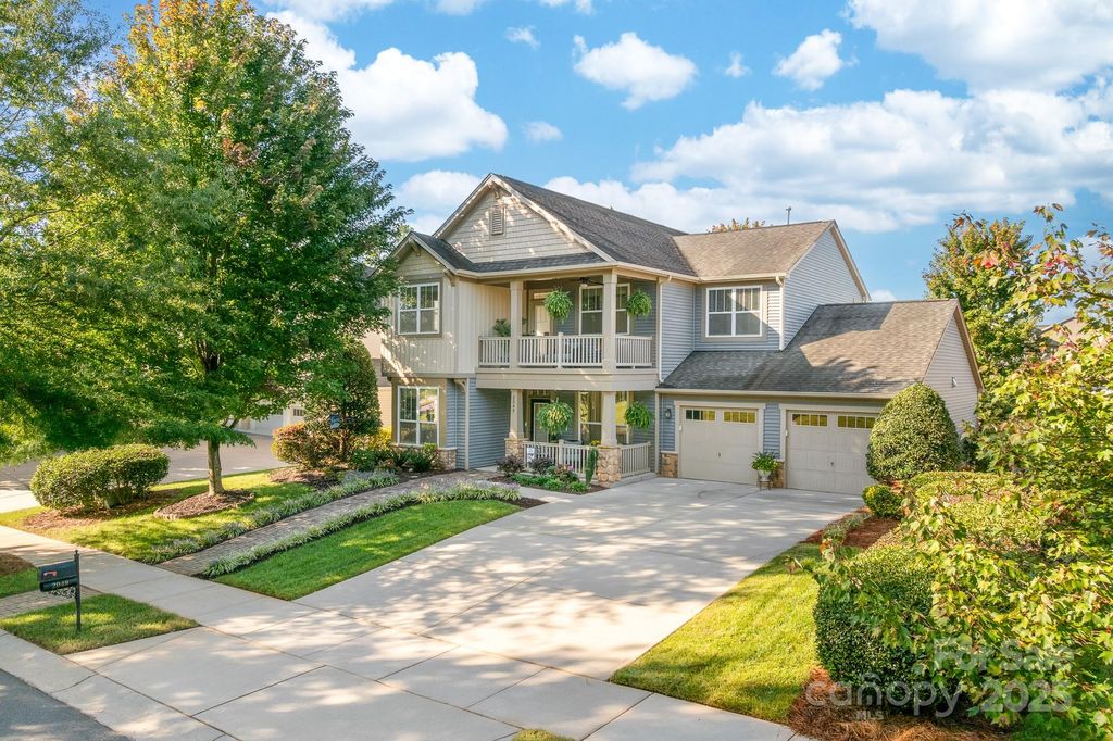 2048 Middleton Farm Drive, Belmont, NC 28012