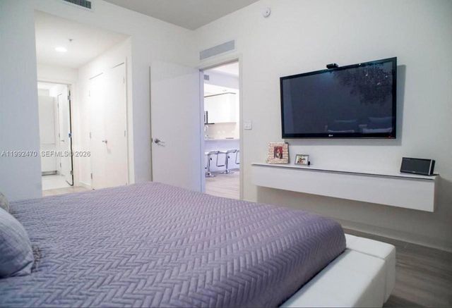 999 SW 1st Ave 3208, Miami, FL 33130