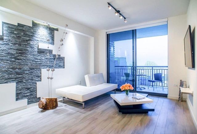 999 SW 1st Ave 3208, Miami, FL 33130