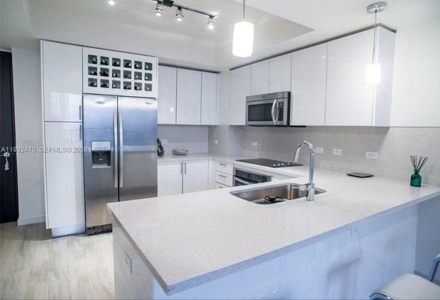 999 SW 1st Ave 3208, Miami, FL 33130