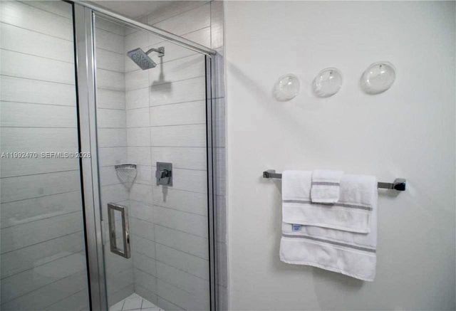 999 SW 1st Ave 3208, Miami, FL 33130