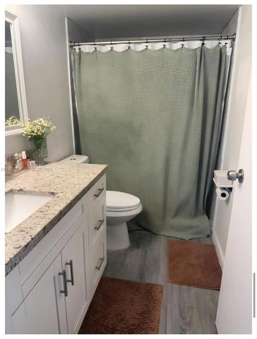 555 NE 15th St 29G, Miami, FL 33132