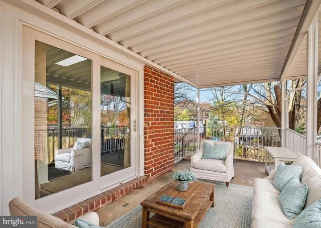 8416 RAVENSWOOD RD, Hyattsville, MD 20784