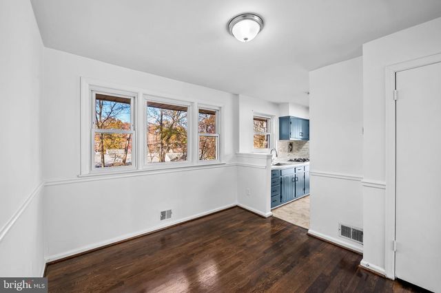 8416 RAVENSWOOD RD, Hyattsville, MD 20784