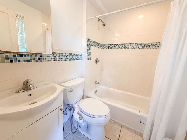 85 Fairbank St, Boston, MA 02135