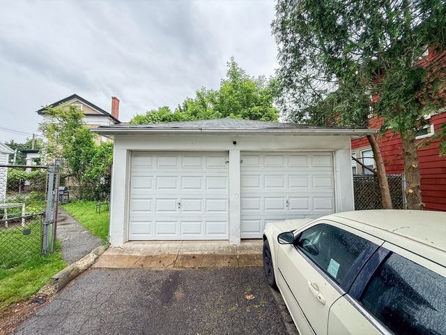 85 Fairbank St, Boston, MA 02135