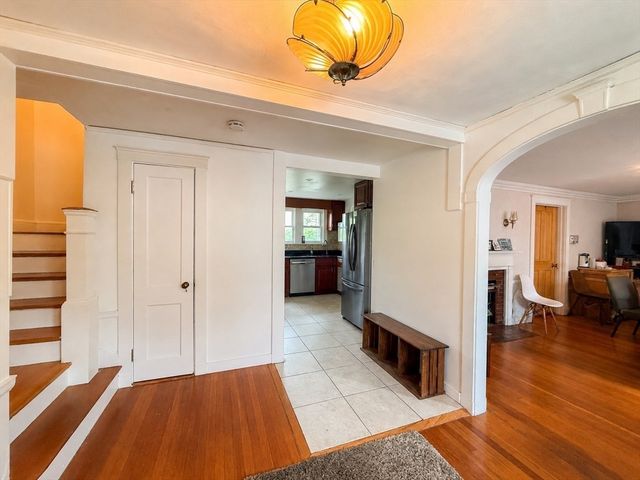85 Fairbank St, Boston, MA 02135