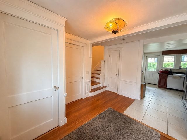 85 Fairbank St, Boston, MA 02135