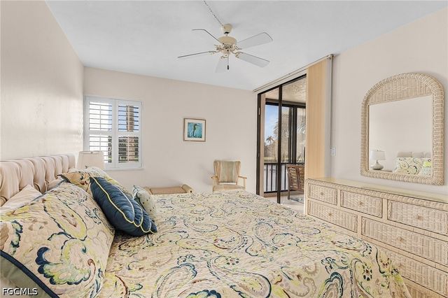 4585 Trawler CT 303, Fort Myers, FL 33919