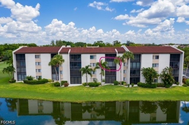 4585 Trawler CT 303, Fort Myers, FL 33919