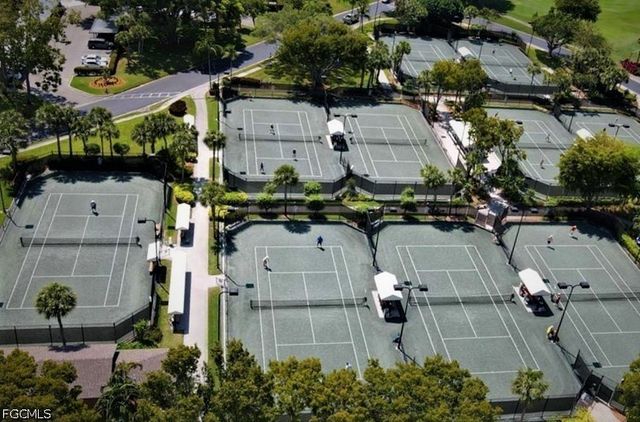 4585 Trawler CT 303, Fort Myers, FL 33919