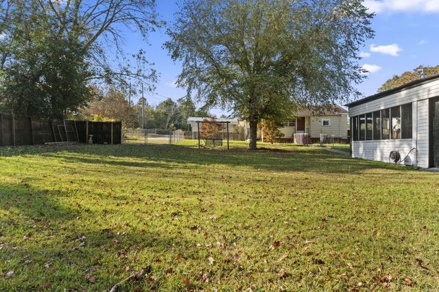 261 Myrtle Street, Gloverville, SC 29828