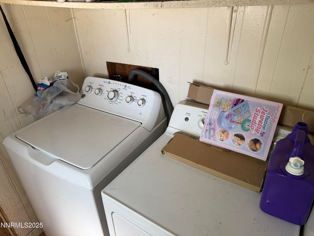 1244 Fleetwood Avenue, Carson City, NV 89701