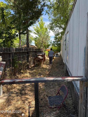 1244 Fleetwood Avenue, Carson City, NV 89701