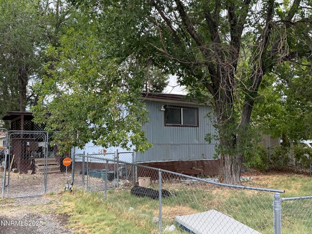 1244 Fleetwood Avenue, Carson City, NV 89701