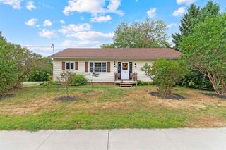 52 Maplewood Avenue, Milton, VT 05468