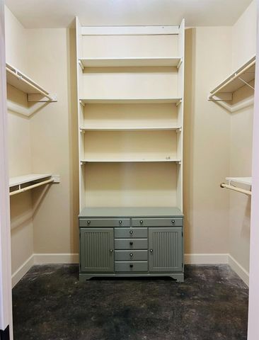 7210 Goehring Road, Ledbetter, TX 78946