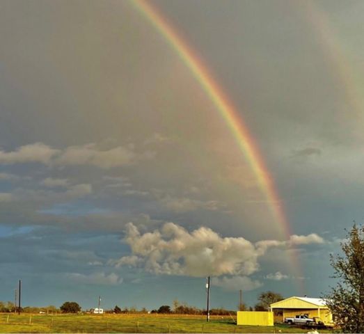 7210 Goehring Road, Ledbetter, TX 78946