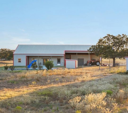 7210 Goehring Road, Ledbetter, TX 78946