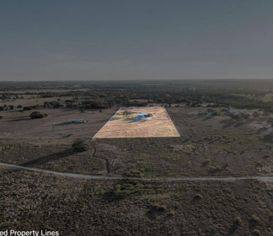 7210 Goehring Road, Ledbetter, TX 78946