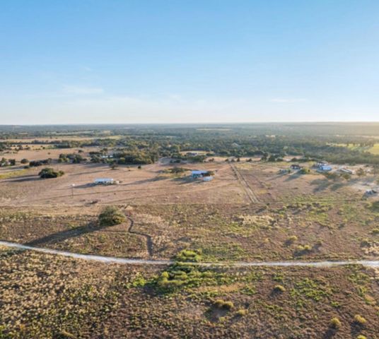 7210 Goehring Road, Ledbetter, TX 78946