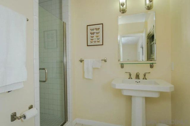 1045 Adella, Coronado, CA 92118