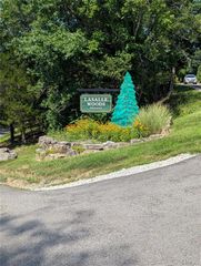 16501 Meadow Hawk Drive, Glencoe, MO 63038