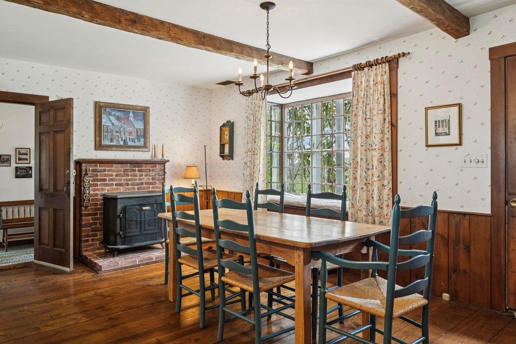 Image 11 of property listing at 874 Middletown Road, Grafton, VT 05146