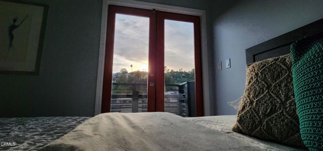 475 Rustic Drive, Los Angeles, CA 90065