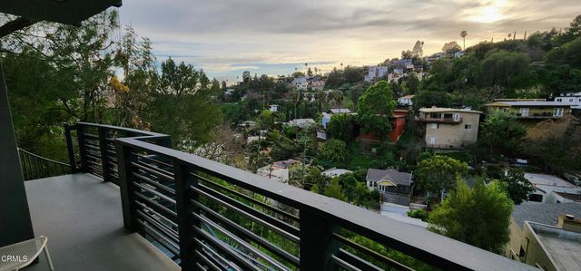 475 Rustic Drive, Los Angeles, CA 90065