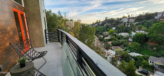 475 Rustic Drive, Los Angeles, CA 90065