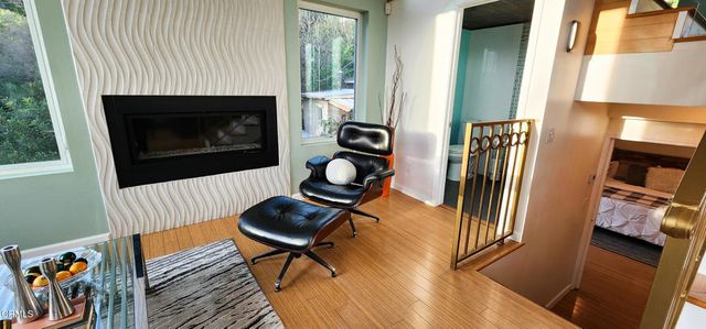 475 Rustic Drive, Los Angeles, CA 90065