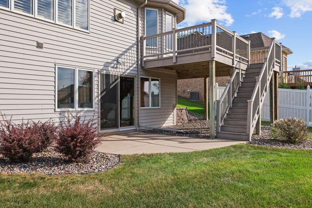 3151 Bent Tree Hills Drive, New Brighton, MN 55112