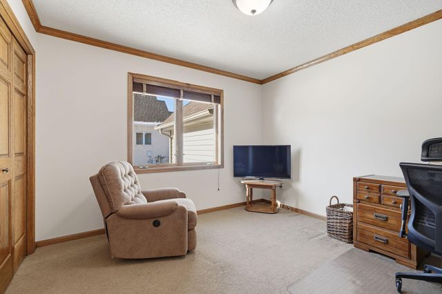 3151 Bent Tree Hills Drive, New Brighton, MN 55112