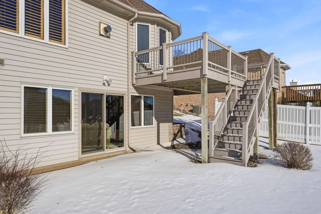 3151 Bent Tree Hills Drive, New Brighton, MN 55112