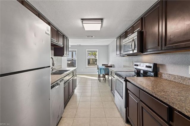 640 Governors WAY, Virginia Beach, VA 23452